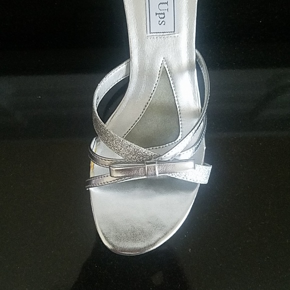 Touch Ups | Shoes | Nib Strappy Silver Heels With Bow Detail | Poshmark